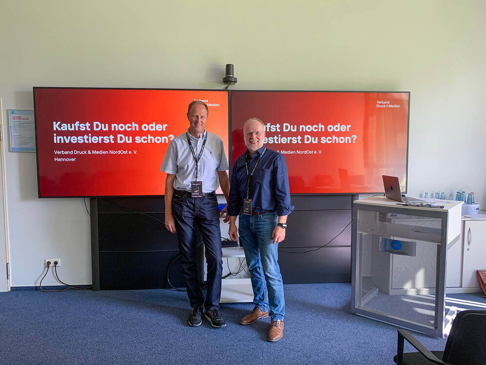 IMG_2193_opt.jpg IMG_2193_opt.jpg