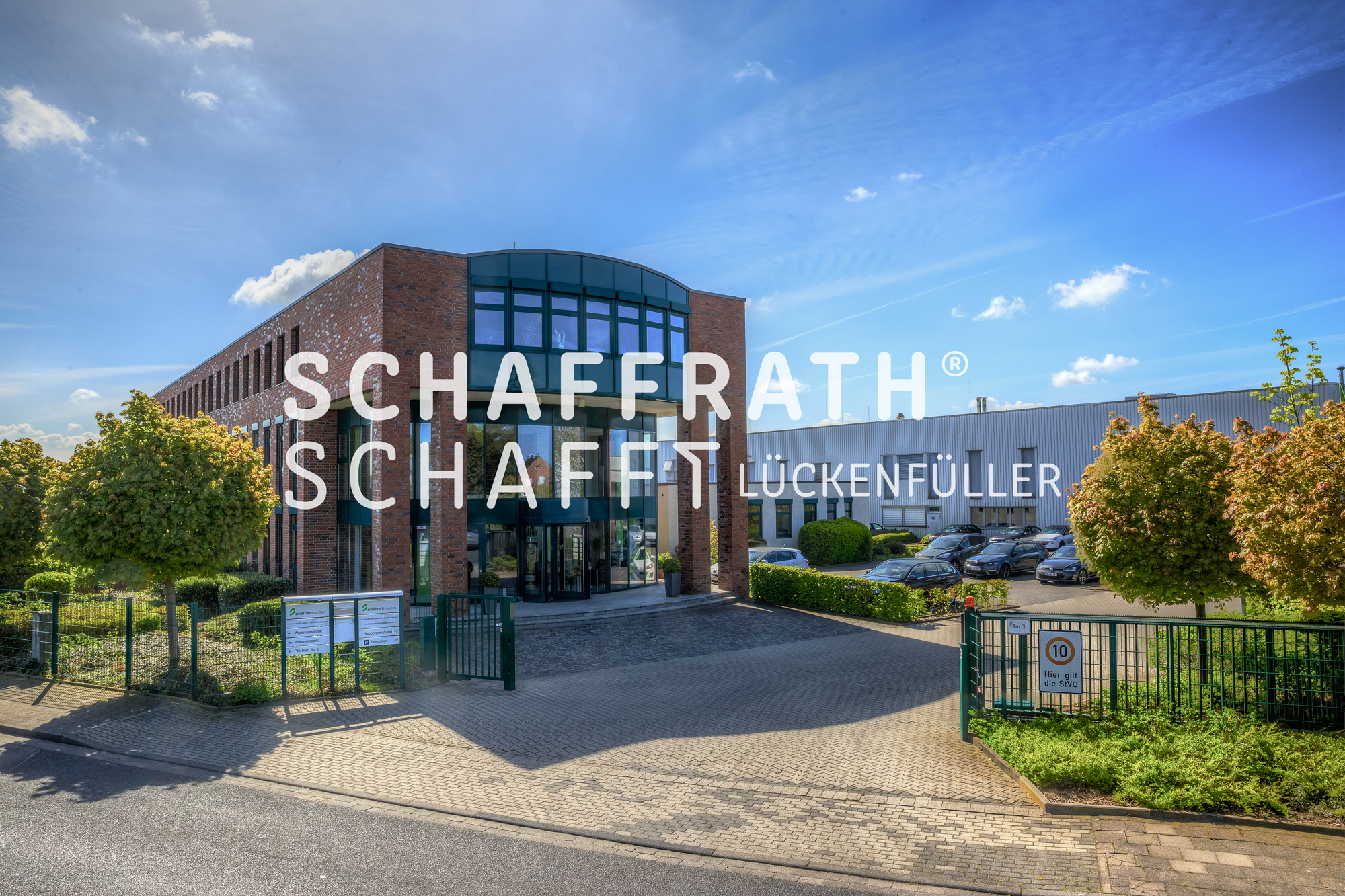 placeholder-content1-2000.jpg Platzhalterbild - Schaffrath-Gebäude Ansicht von der Straße aus